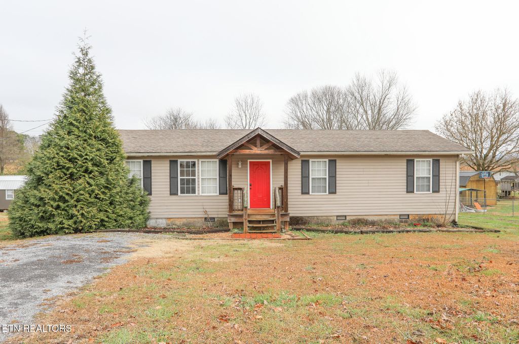 Photo of 173 Scenic Circle, Tellico Plains, TN 37385 (MLS # 1285602)