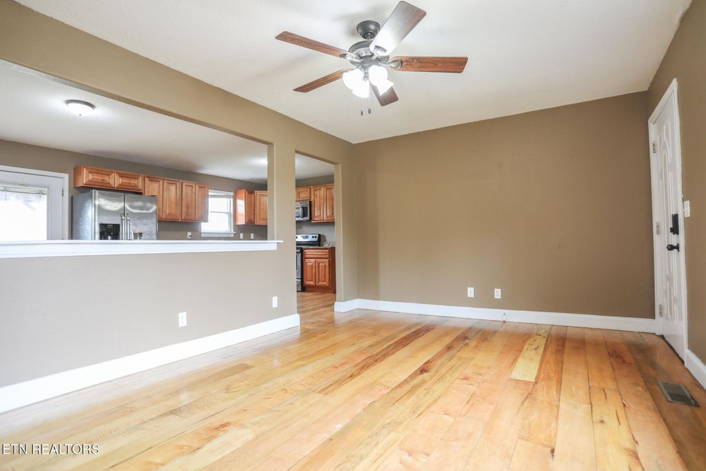 Photo of 173 Scenic Circle, Tellico Plains, TN 37385 (MLS # 1285602)