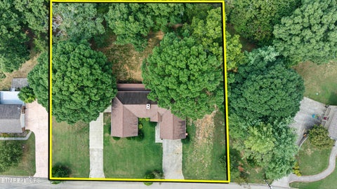 Tiny photo for 3911 Riverview Drive, Maryville, TN 37804 (MLS # 1355818)