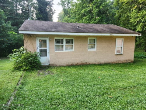 Tiny photo for 679 Hen Valley Rd, Oliver Springs, TN 37840 (MLS # 1350001)