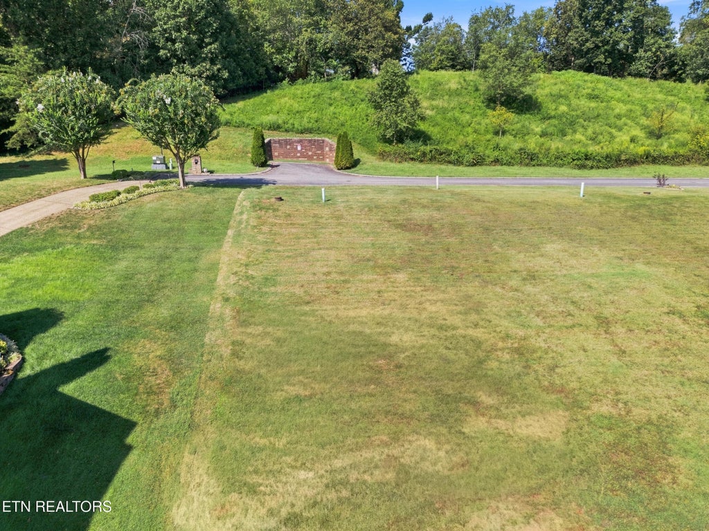 Photo of 231 Waters Edge Way, Lenoir City, TN 37771 (MLS # 1355163)