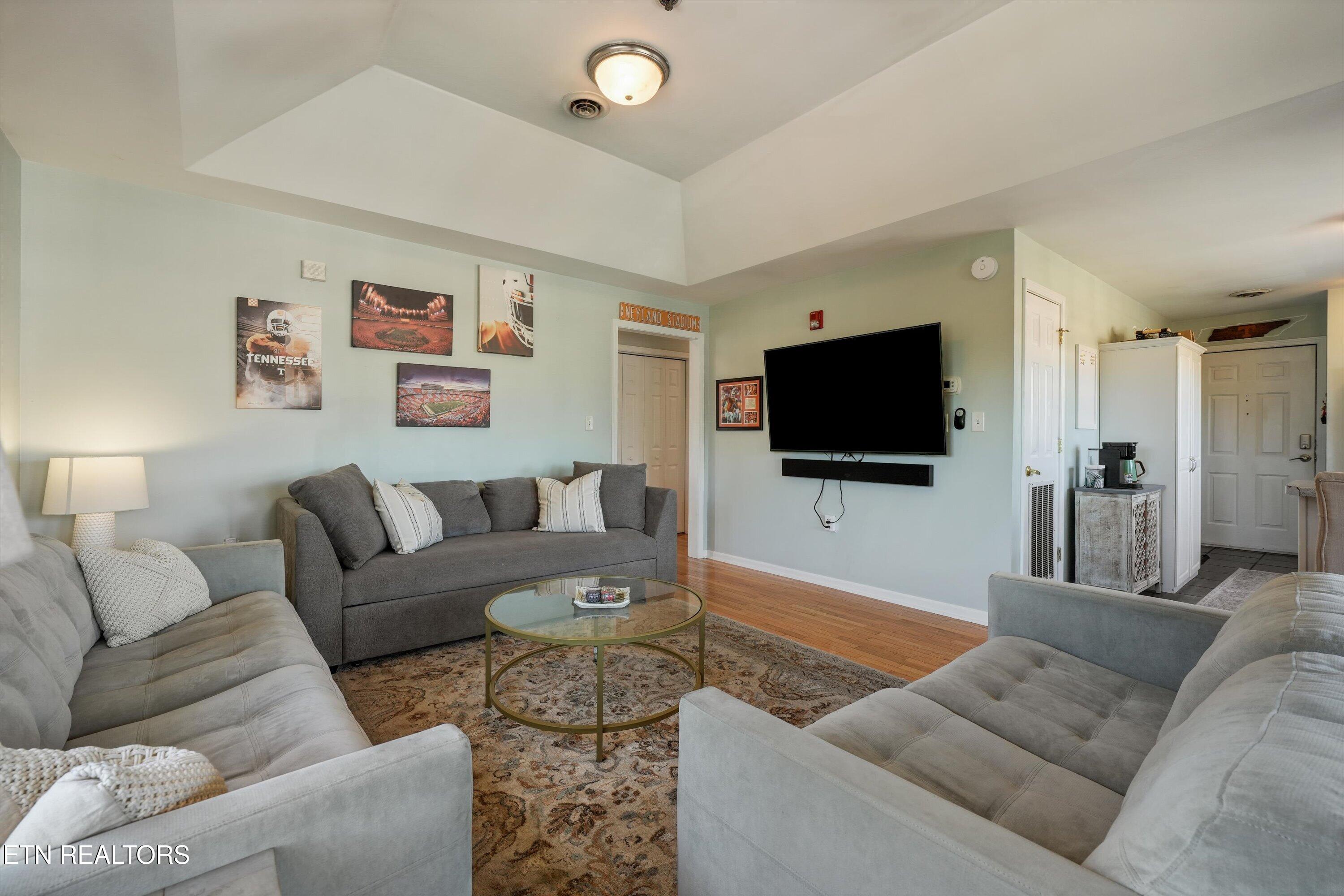 1628 Queen Anne Way