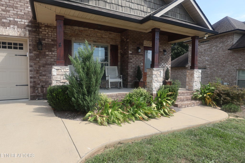 Photo of 3771 Sheldon Place, Maryville, TN 37803 (MLS # 1356739)