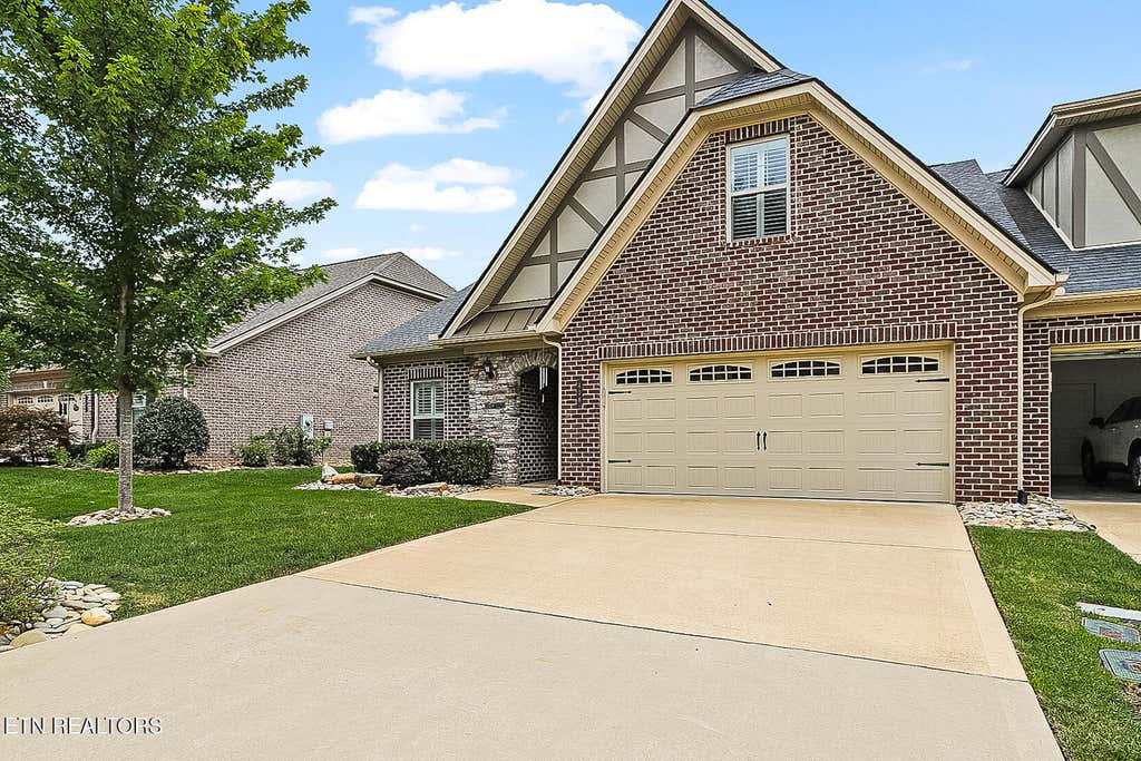 Photo of 416 Grove Branch Lane, Knoxville, TN 37922 (MLS # 1349724)