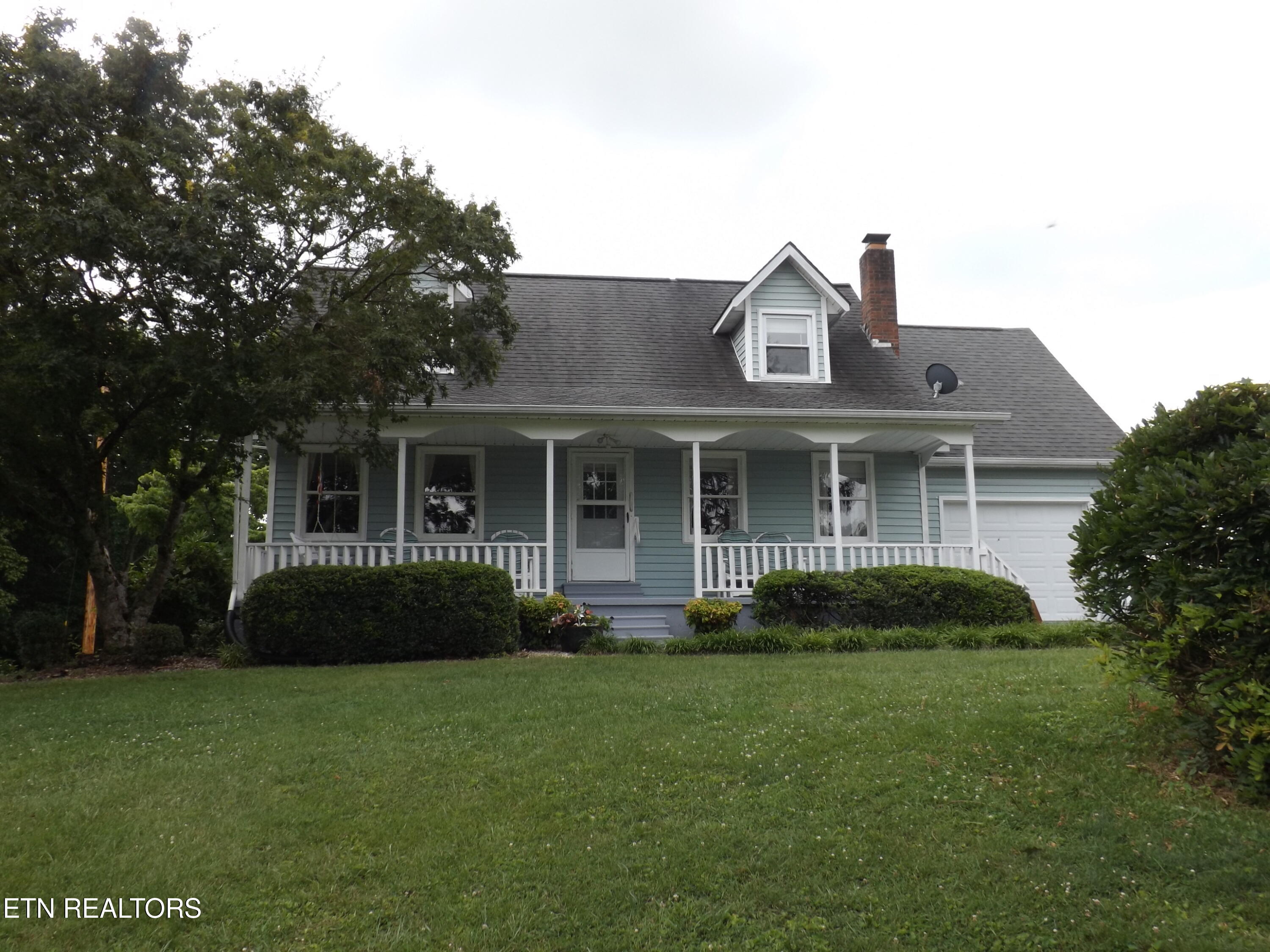 590 Cave Springs Rd