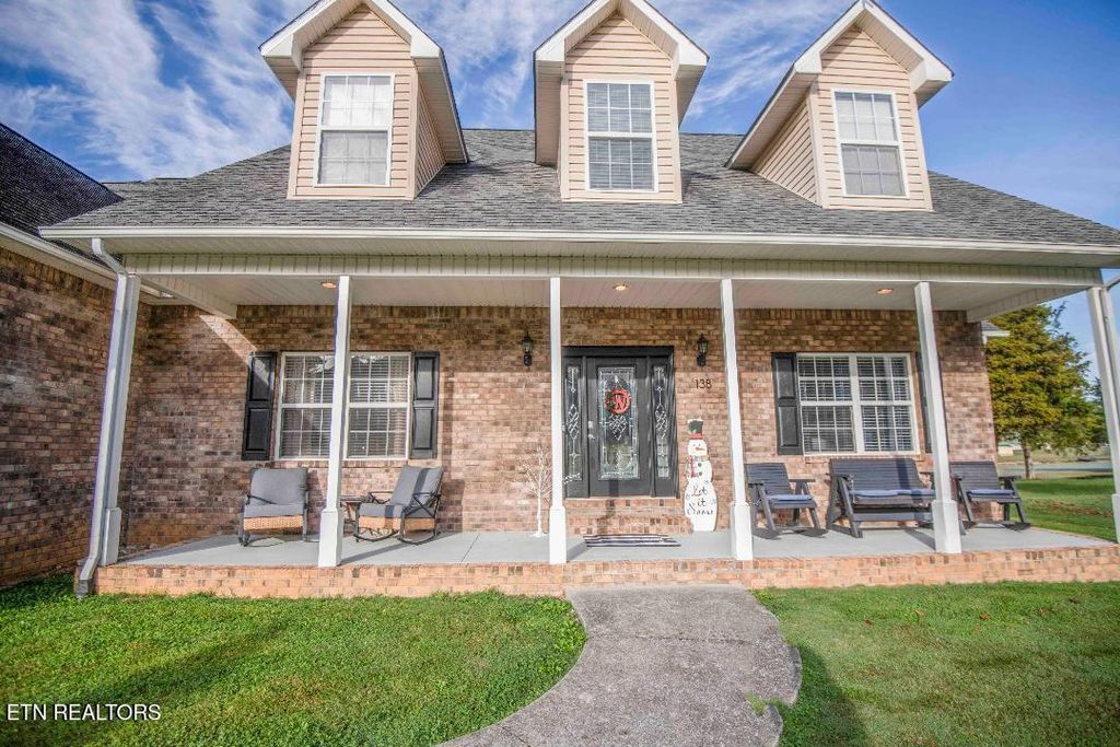 Photo of 138 Lakeside Drive, Kingston, TN 37763 (MLS # 1322788)