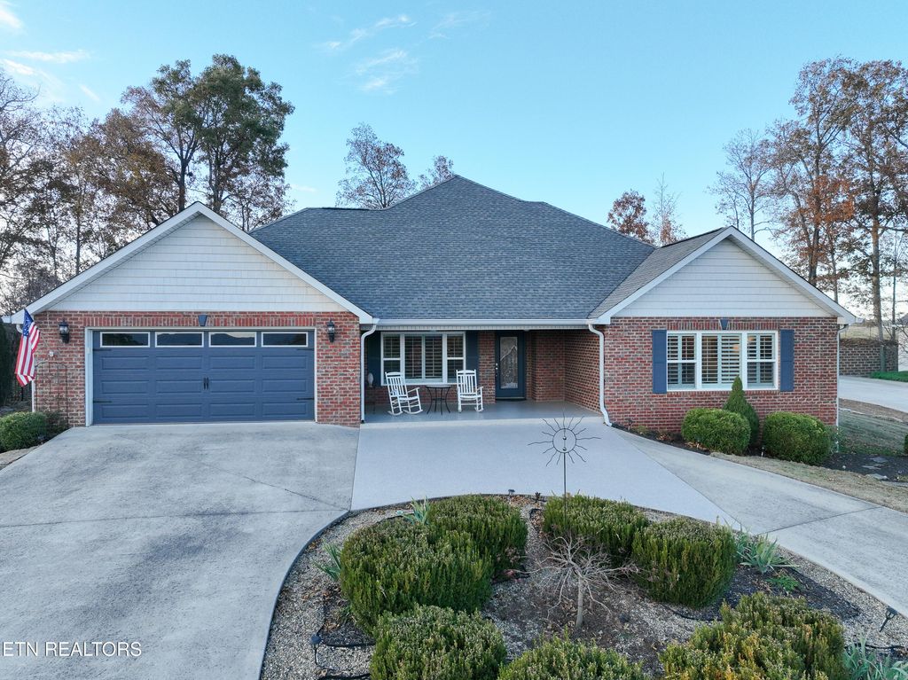 Photo of 1131 Houston Springs Rd, Greenback, TN 37742 (MLS # 1321951)