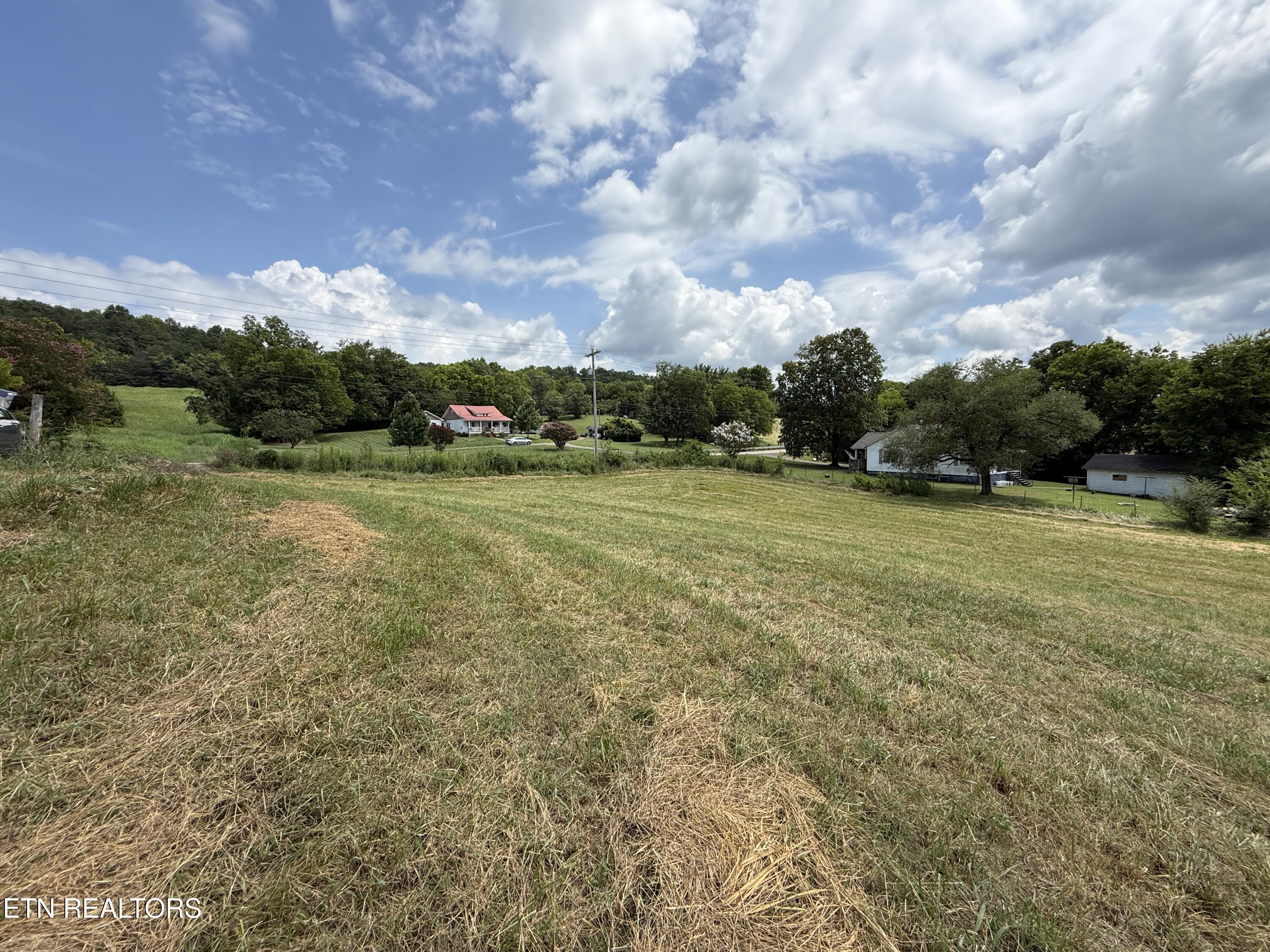 565 Highway 160