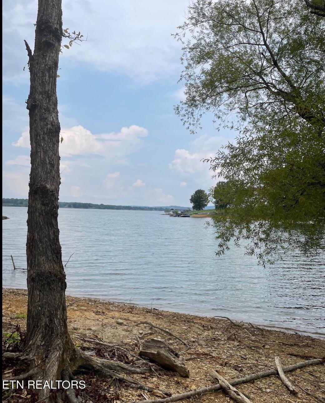 Lot 39 English Mountain Point
