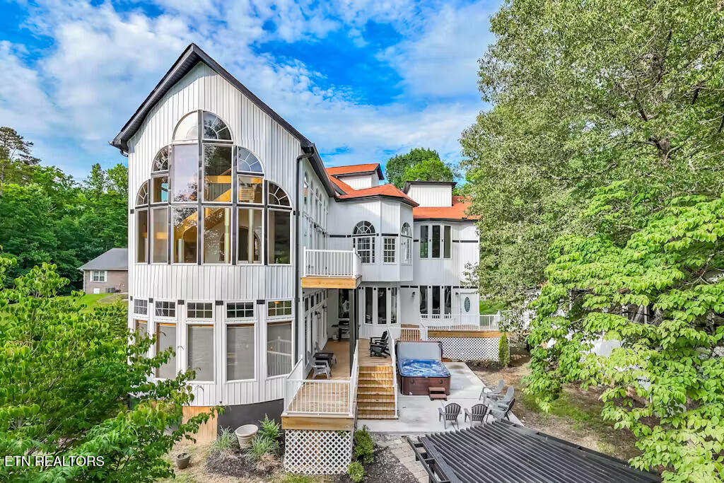 610 Cape Norris Rd