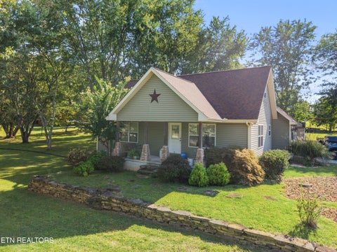 Photo of 882 Pigeon Ridge Rd, Crossville, TN 38555 (MLS # 1355640)