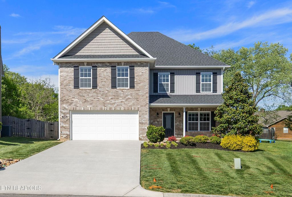 Photo of 7325 Ladd Rd, Powell, TN 37849 (MLS # 1337299)