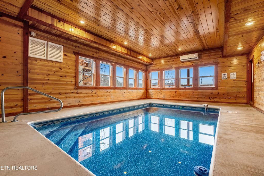 Photo of 3312 Lonesome Pine Way, Sevierville, TN 37862 (MLS # 1323817)