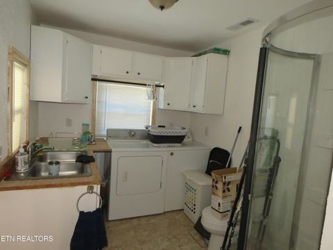 Tiny photo for 446 Lovers Lane, Townsend, TN 37882 (MLS # 1328313)