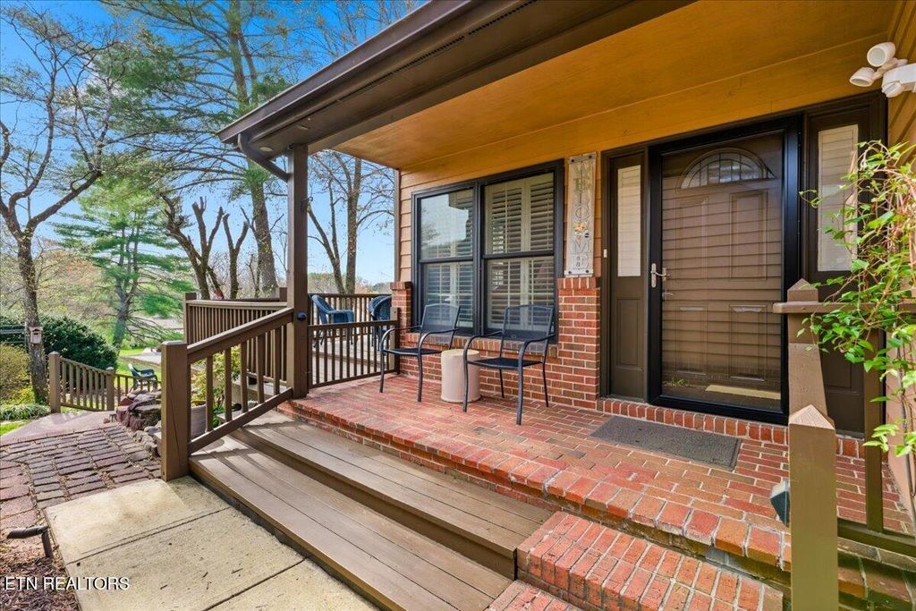 Photo of 122 Blue Ridge Court, Oak Ridge, TN 37830 (MLS # 1333688)