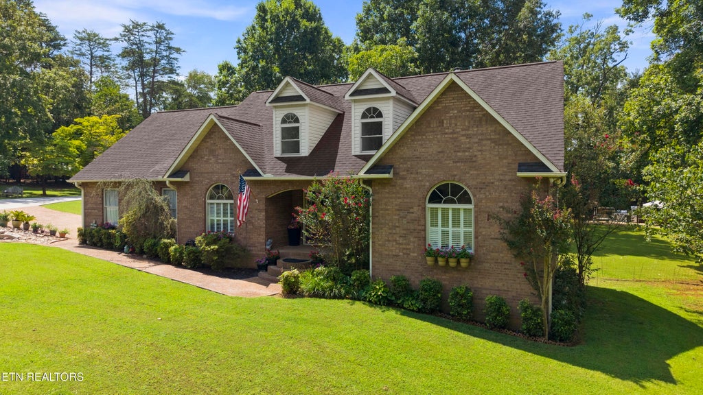 Photo of 3217 Cove Lane, Louisville, TN 37777 (MLS # 1353586)