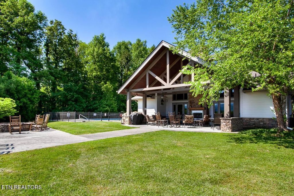 Photo of 326 Shooting Star Loop Loop #101, Townsend, TN 37882 (MLS # 1312750)