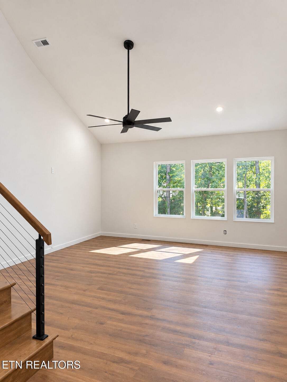 1947 Pine View Drive