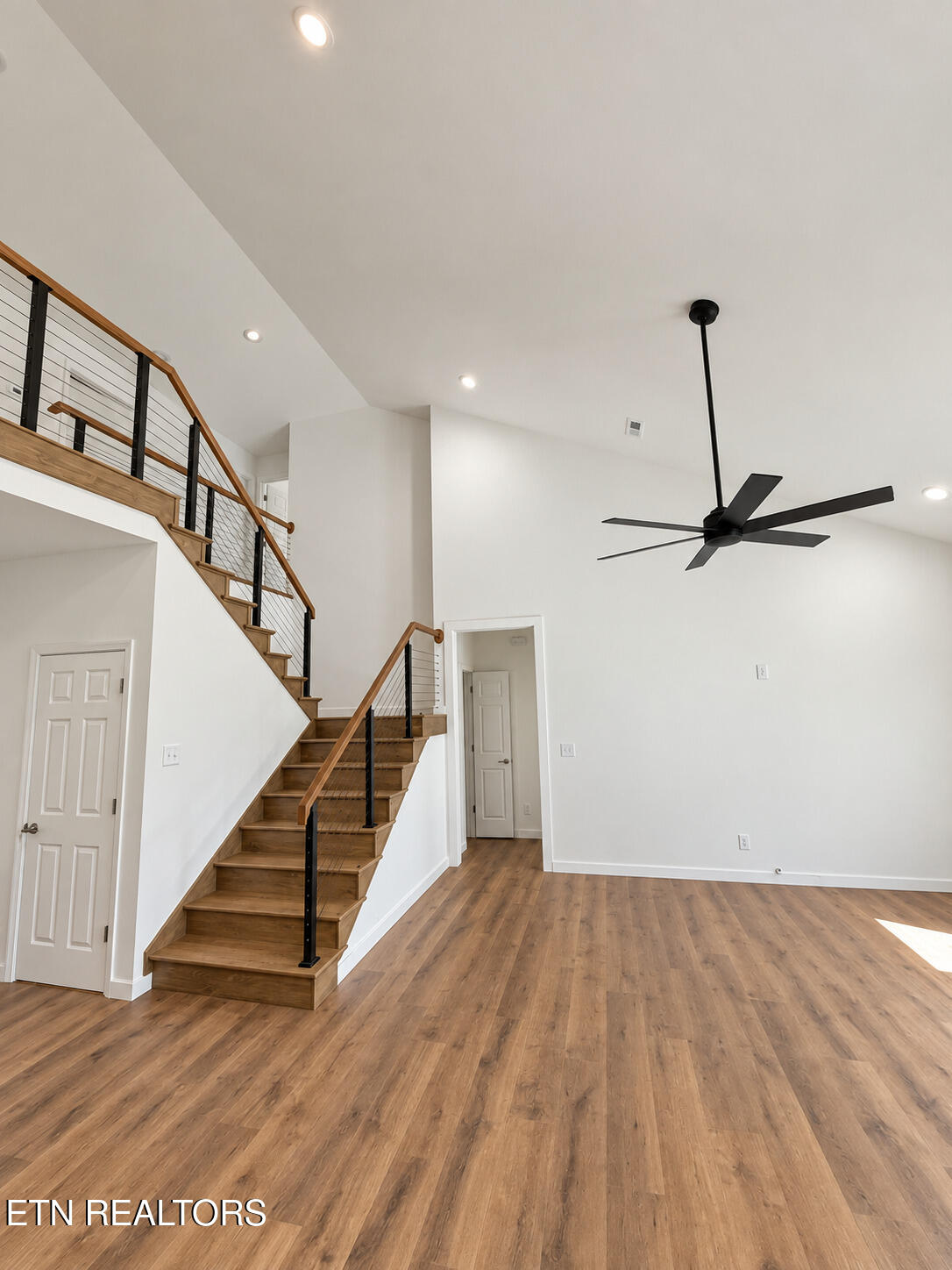 1947 Pine View Drive