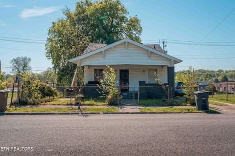 Photo of 2430 Parkview Ave, Knoxville, TN 37917 (MLS # 1337025)