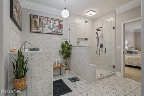 Tiny photo for 240 Waterford Circle, Lenoir City, TN 37772 (MLS # 1354867)