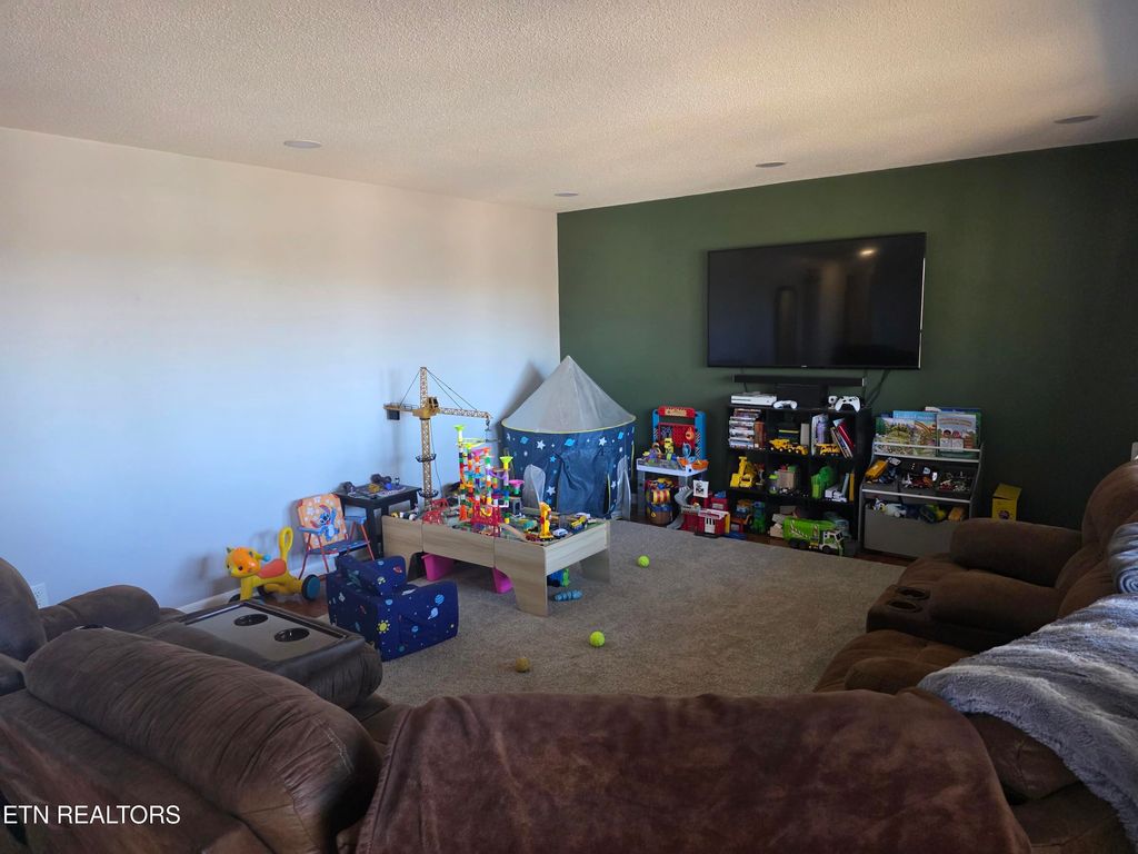 Photo of 1808 E Alpine Drive, Maryville, TN 37804 (MLS # 1331147)