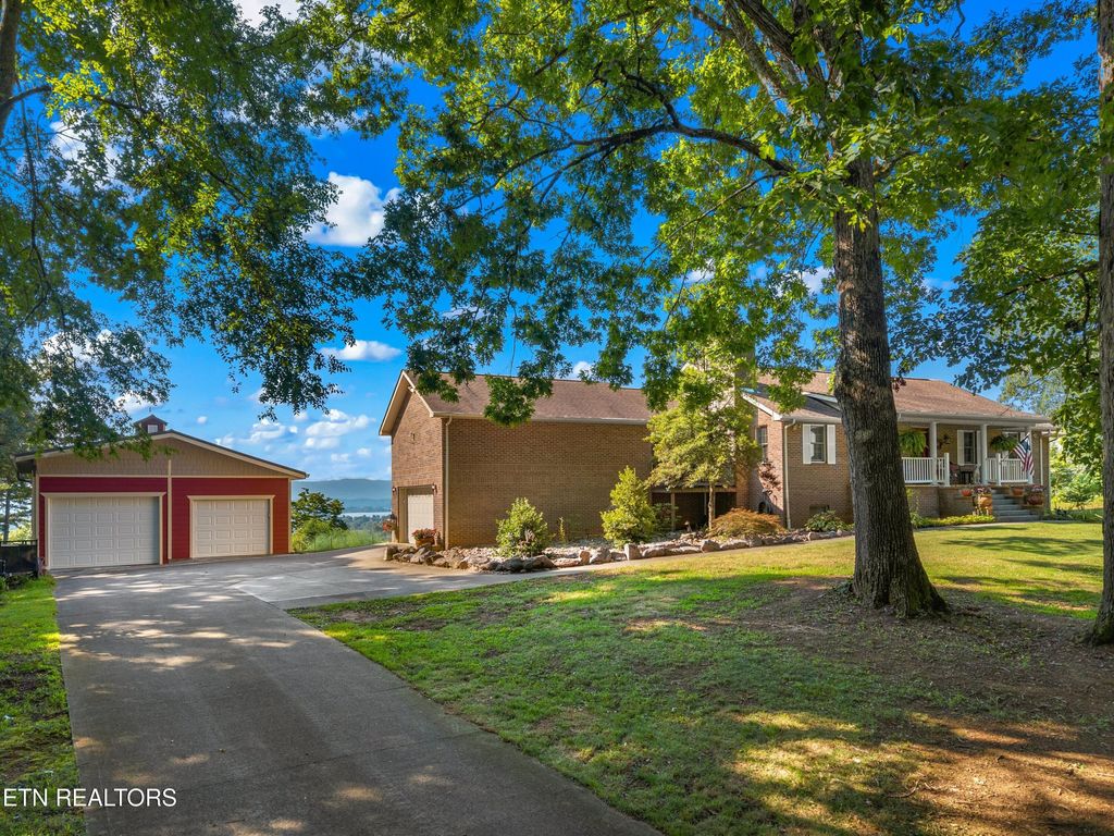 Photo of 625 Armstrong Drive, Dandridge, TN 37725 (MLS # 1310519)