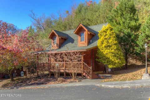 Photo of 3139 Smoky Ridge Way, Sevierville, TN 37862 (MLS # 1341337)