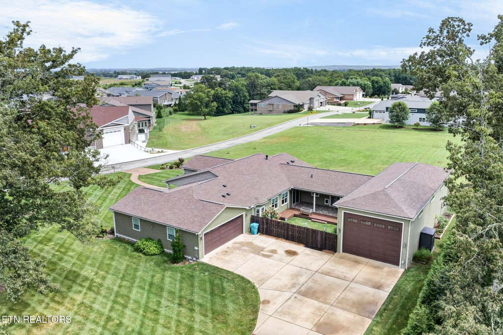 Photo of 171 Red Oak Drive, Crossville, TN 38555 (MLS # 1352729)