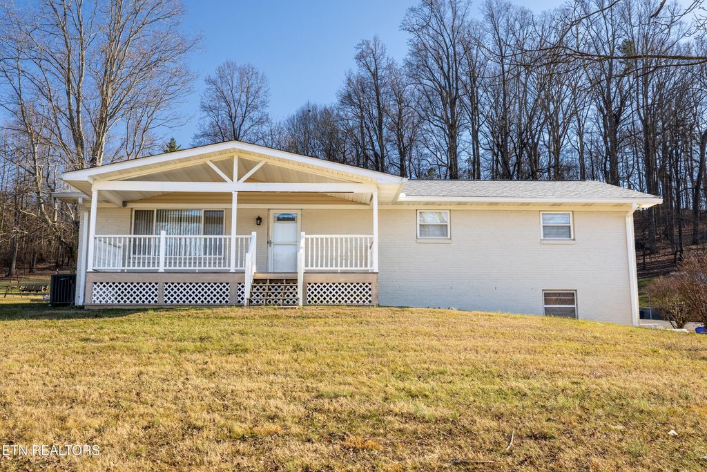 Photo of 5120 Nails Creek Rd, Rockford, TN 37853 (MLS # 1287896)
