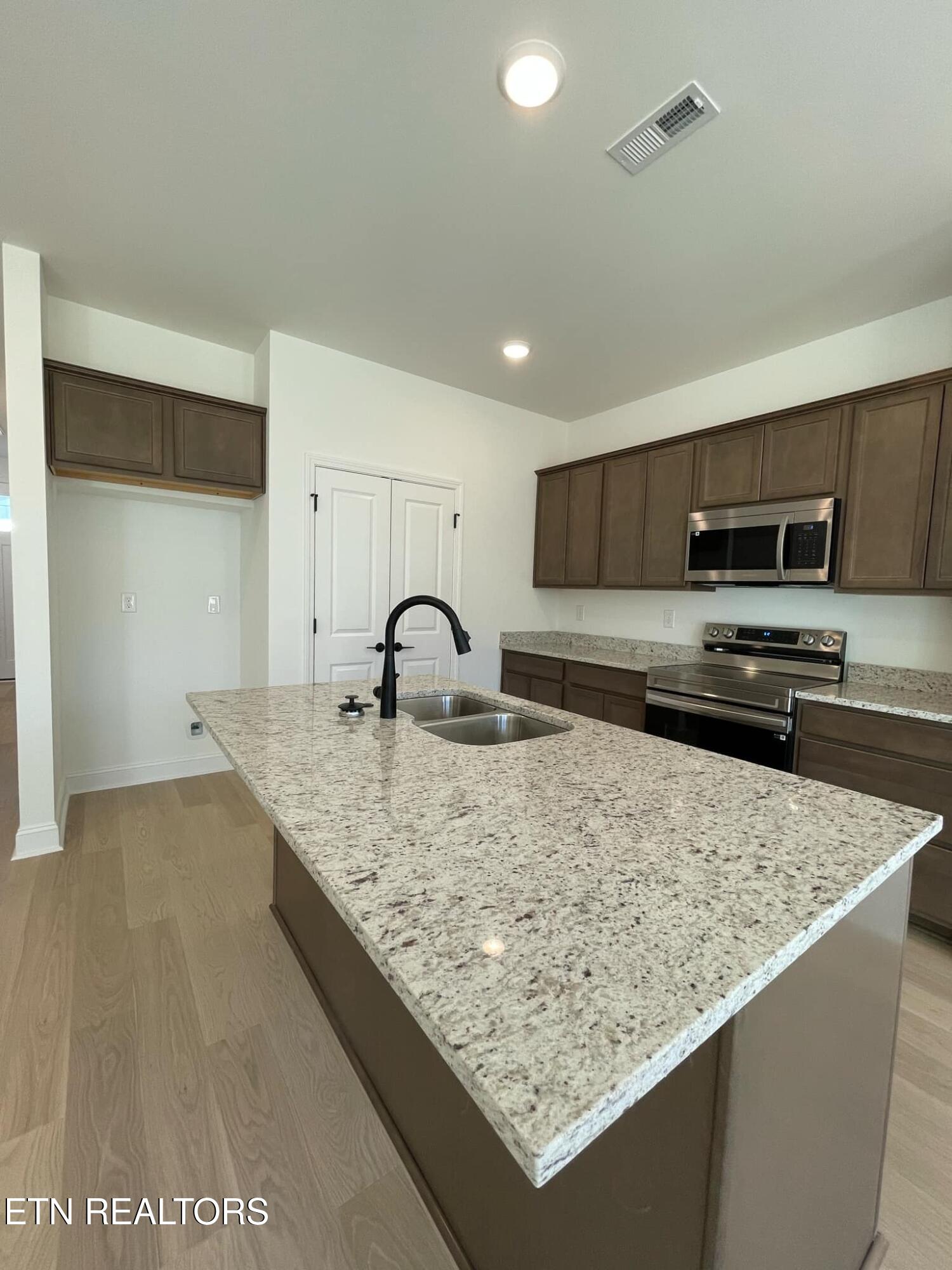 9141 Rolling Stone Way