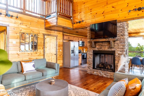 Tiny photo for 1219 Hemlock Drive, Gatlinburg, TN 37738 (MLS # 1345195)