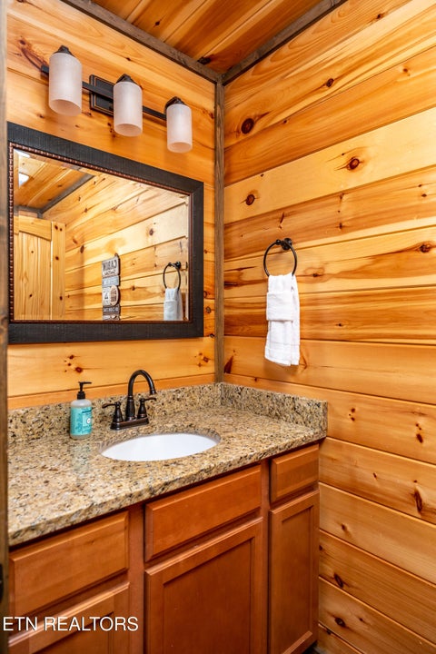 Tiny photo for 1219 Hemlock Drive, Gatlinburg, TN 37738 (MLS # 1345195)