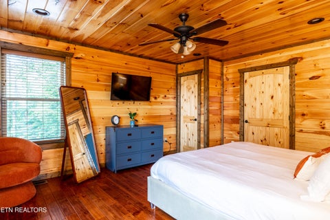 Tiny photo for 1219 Hemlock Drive, Gatlinburg, TN 37738 (MLS # 1345195)