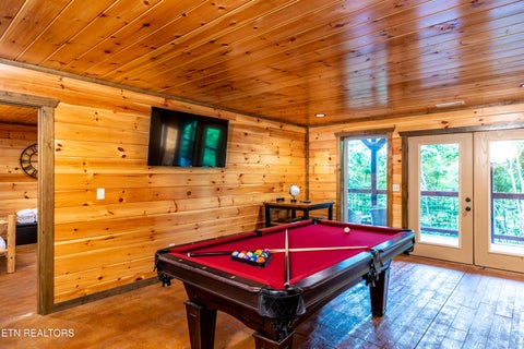 Tiny photo for 1219 Hemlock Drive, Gatlinburg, TN 37738 (MLS # 1345195)