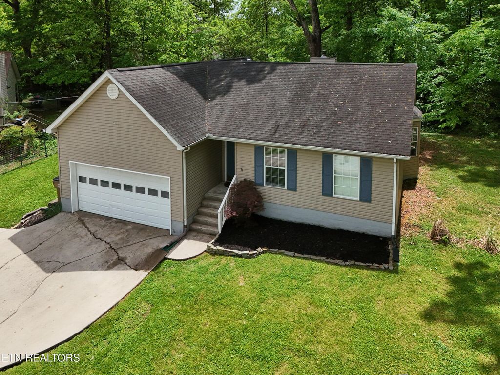 Photo of 5001 Buckshot Way, Knoxville, TN 37918 (MLS # 1339009)