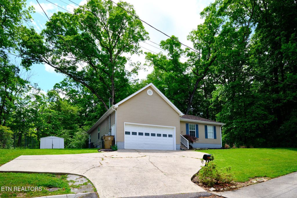 Photo of 5001 Buckshot Way, Knoxville, TN 37918 (MLS # 1339009)