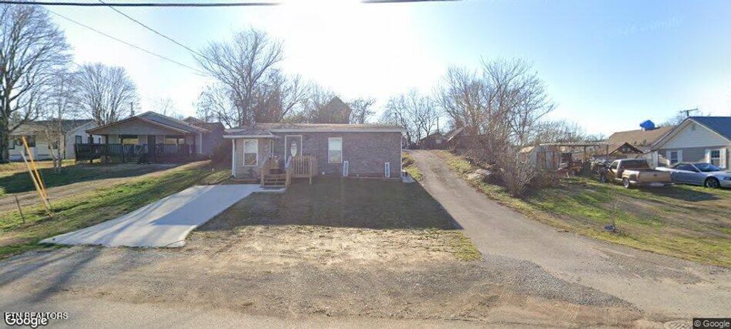 Photo of 311 Bussell Ferry Rd, Lenoir City, TN 37771 (MLS # 1321676)