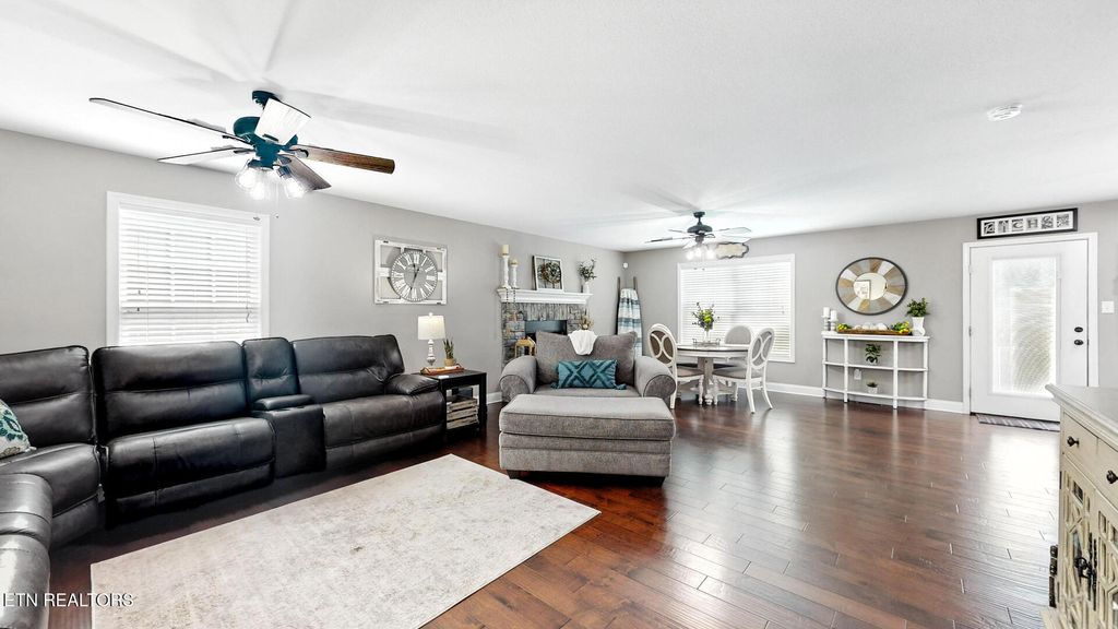 Photo of 3436 Boulder Point Lane, Powell, TN 37849 (MLS # 1312807)