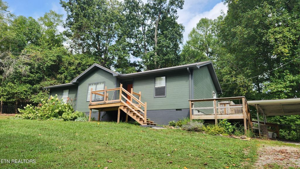 Photo of 196 Moore Lane, Powell, TN 37849 (MLS # 1312936)