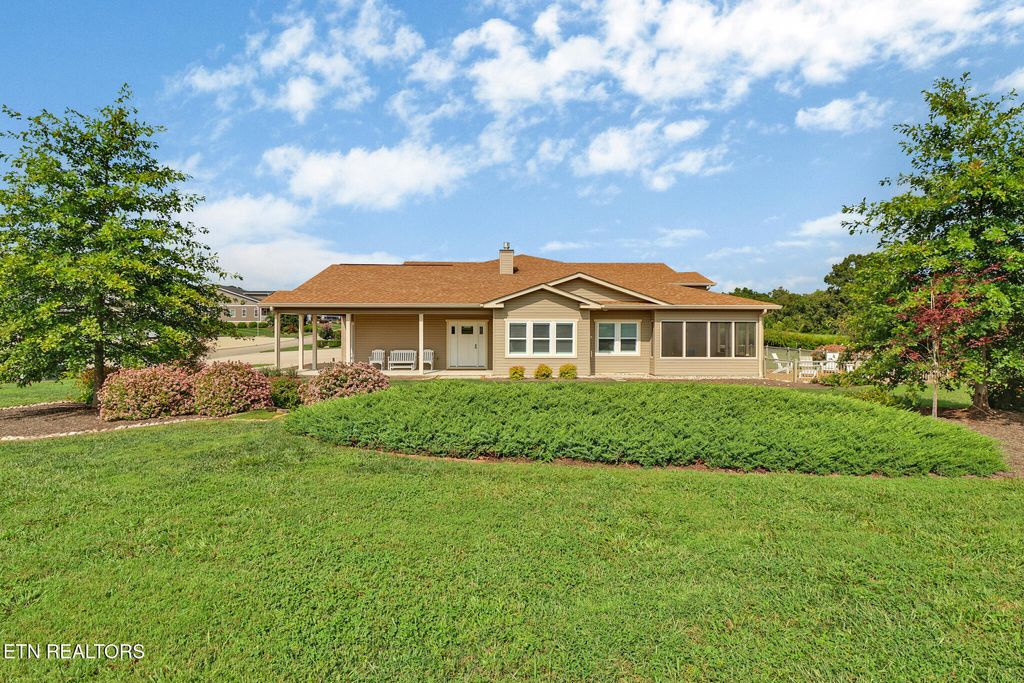 Photo of 193 Holly Tree Drive, Crossville, TN 38555 (MLS # 1291286)