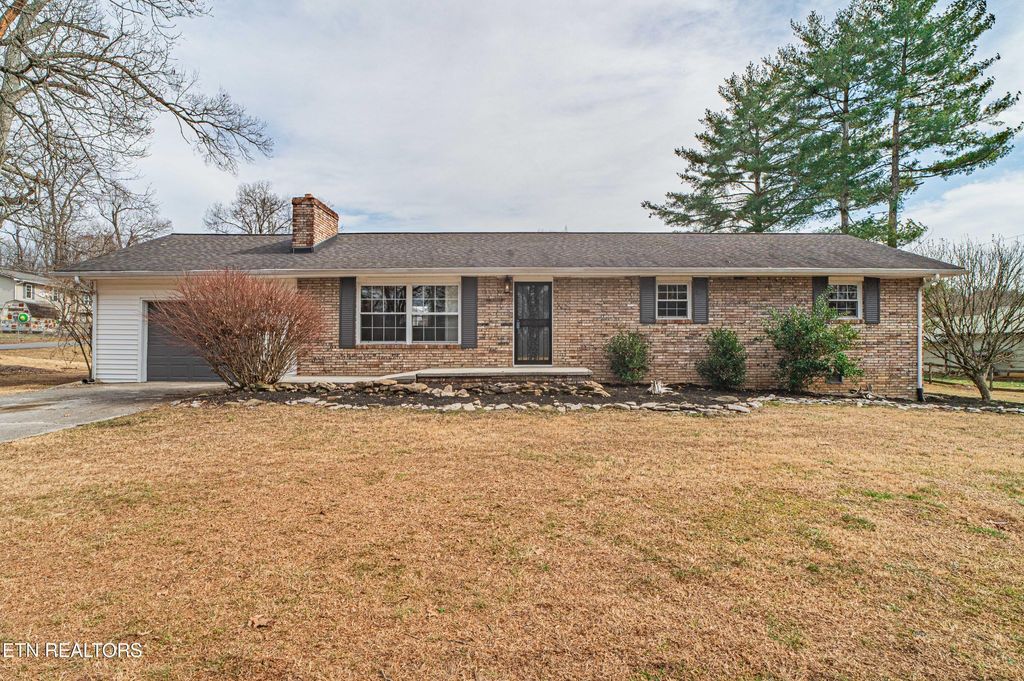 Photo of 4712 Douglas Dam Rd, Strawberry Plains, TN 37871 (MLS # 1329090)