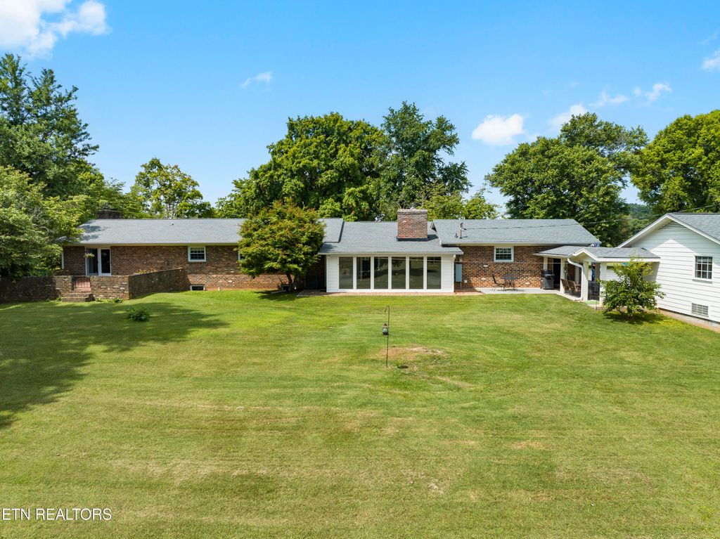 Photo of 760 Meadow Rd, Greenback, TN 37742 (MLS # 1266194)