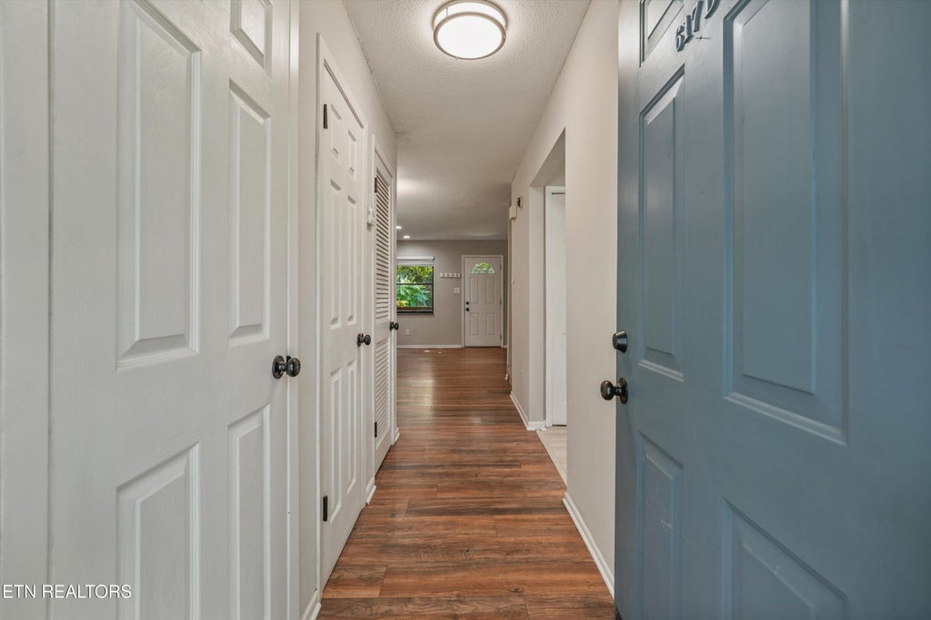 Photo of 617 Idlewood LN #D, Knoxville, TN 37923 (MLS # 1355157)