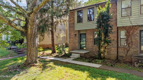 Photo of 617 Idlewood LN #D, Knoxville, TN 37923 (MLS # 1355157)