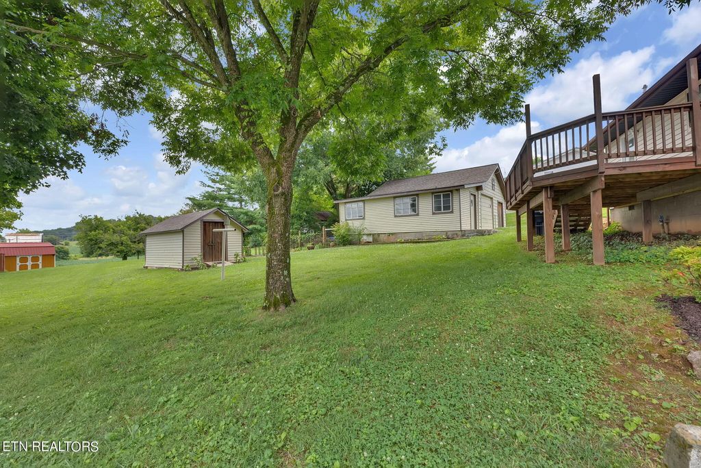 Photo of 1610 High St, White Pine, TN 37890 (MLS # 1253835)