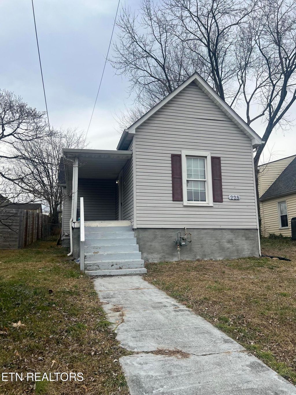 Photo of 225 E Quincy Ave, Knoxville, TN 37917 (MLS # 1325353)