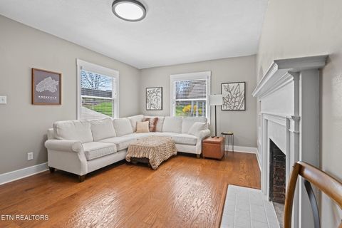 Tiny photo for 935 E Churchwell Ave, Knoxville, TN 37917 (MLS # 1332693)