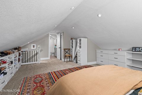 Tiny photo for 935 E Churchwell Ave, Knoxville, TN 37917 (MLS # 1332693)