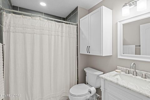 Tiny photo for 935 E Churchwell Ave, Knoxville, TN 37917 (MLS # 1332693)